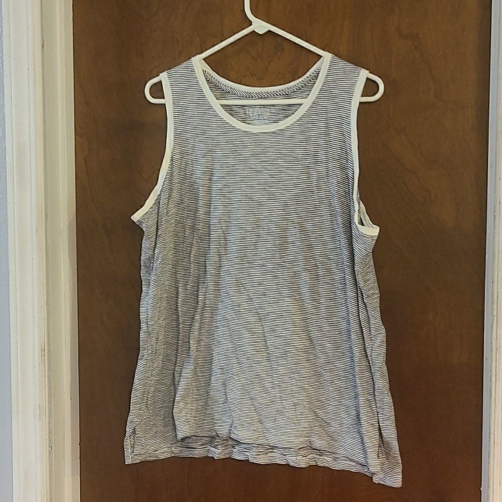 XXL Time And Tru Black Soot Stripe Sleeveless Tank Top - Picture 1 of 3